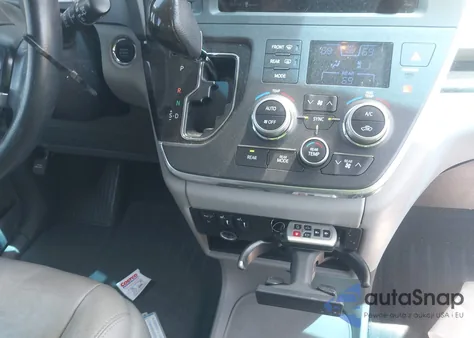 2015 Toyota Sienna Xle 7 Passenger from USA, damaged, VIN 5TDDK3DC1FS117304